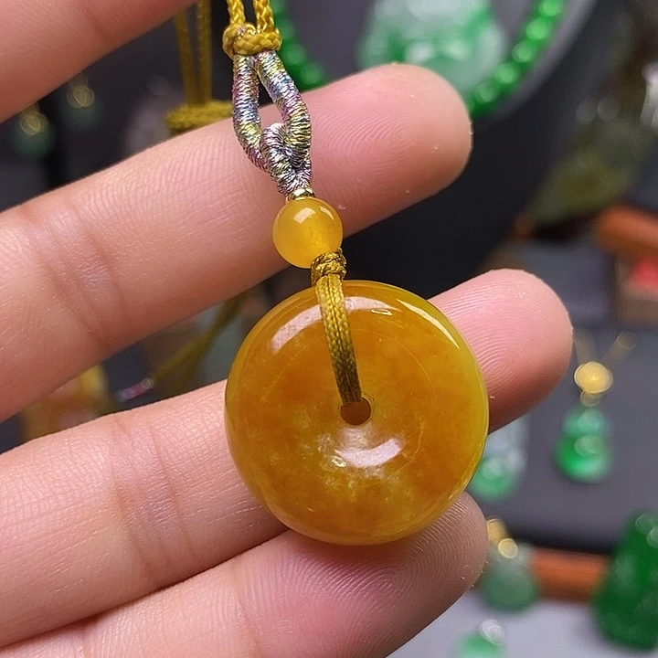 吊坠(赠链)未镶嵌翡翠