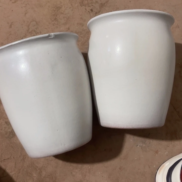 花盆紫砂口径18高度21两只小瑕疵