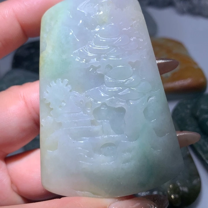 翡翠未镶嵌颈饰保真天然A货翡翠