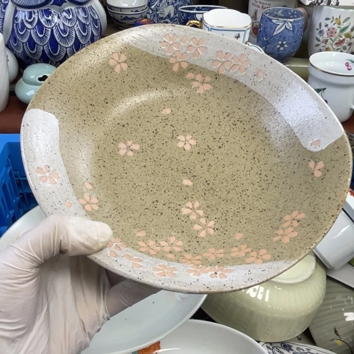 他家瓷器真美…开播了