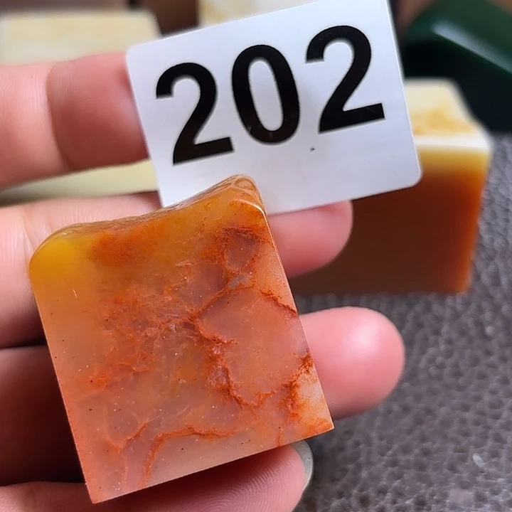 老挝石精美老挝田