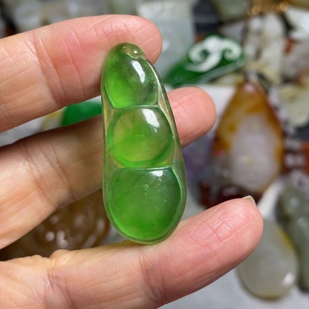 和田玉（糖玉）未镶嵌颈饰