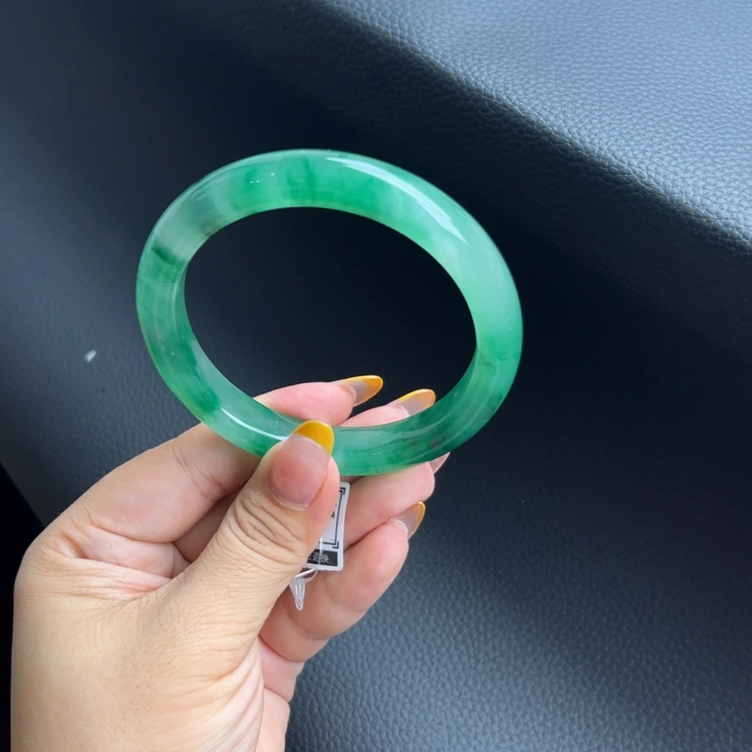 未镶嵌手镯石英质玉62