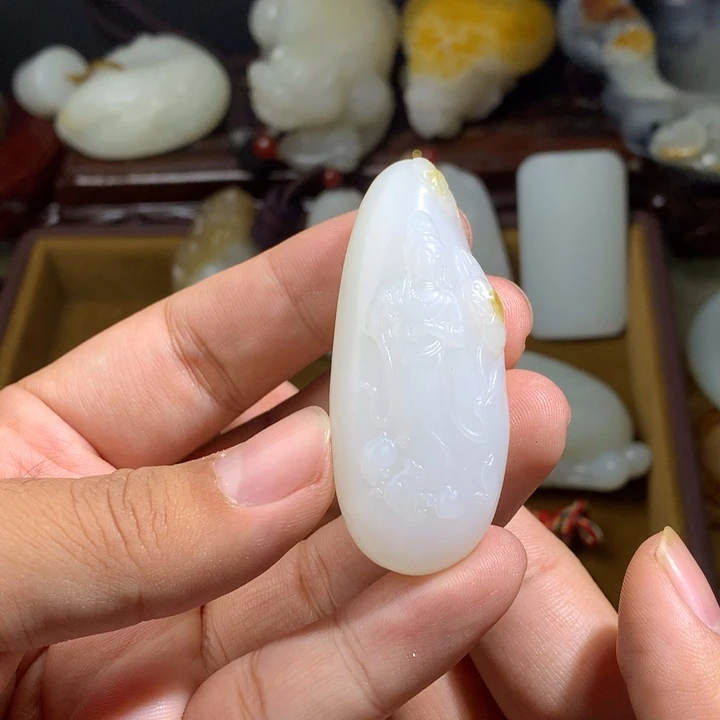 和田玉未镶嵌挂件