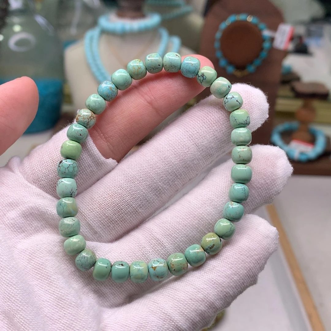 绿松石配饰未镶嵌
