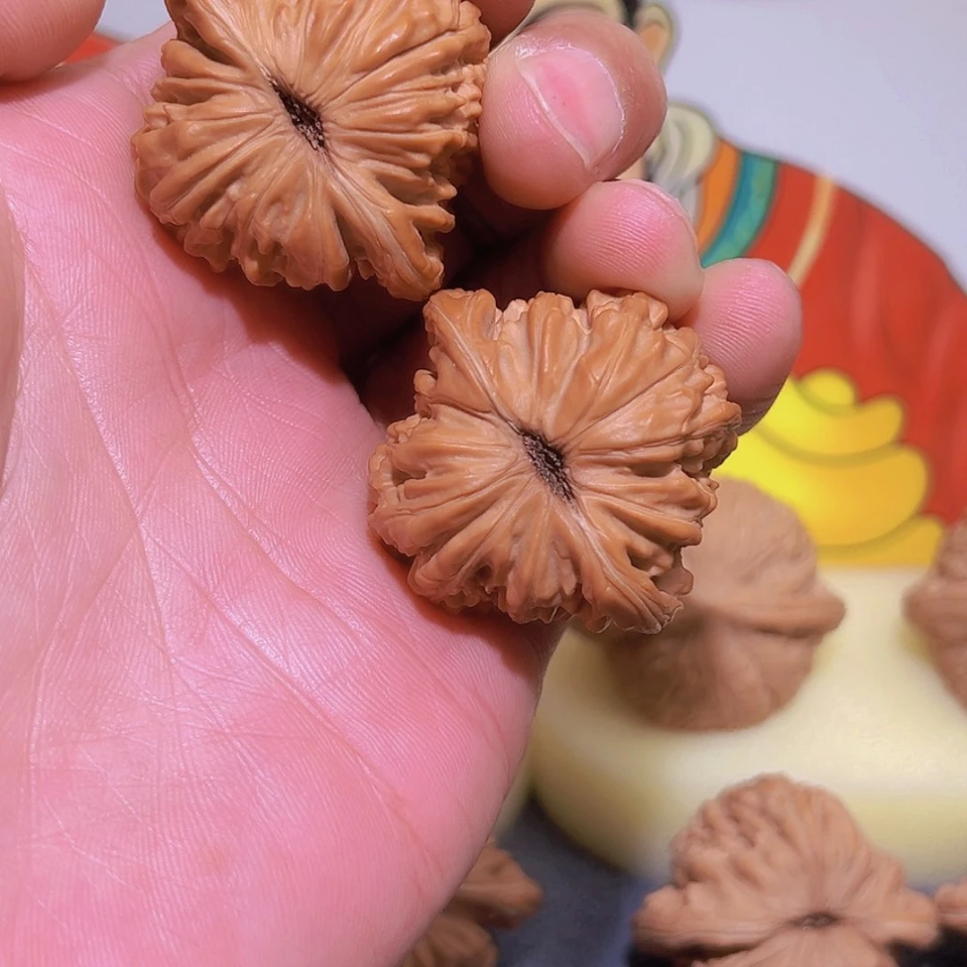 文玩核桃吊坠保****_汉高楼38➕