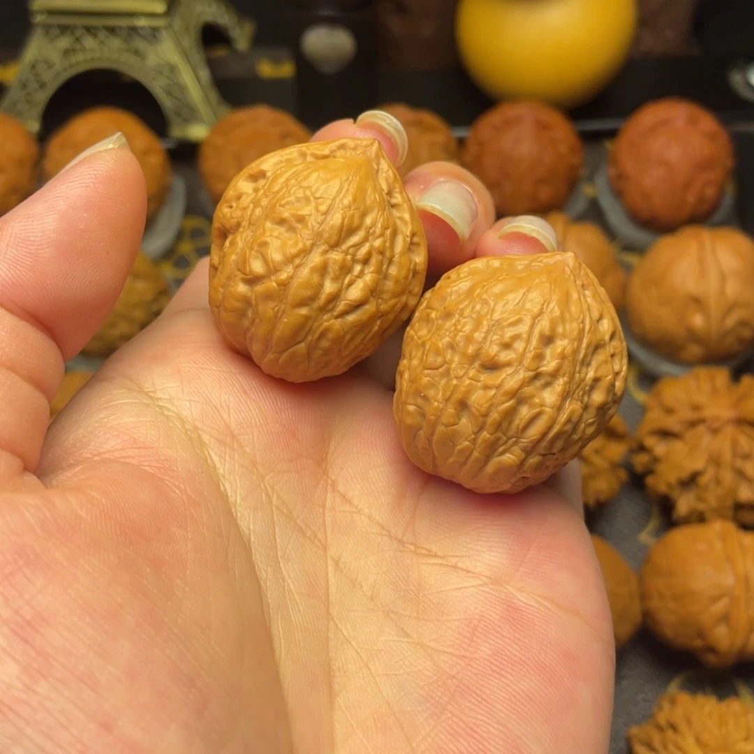 文玩核桃把件塔尖