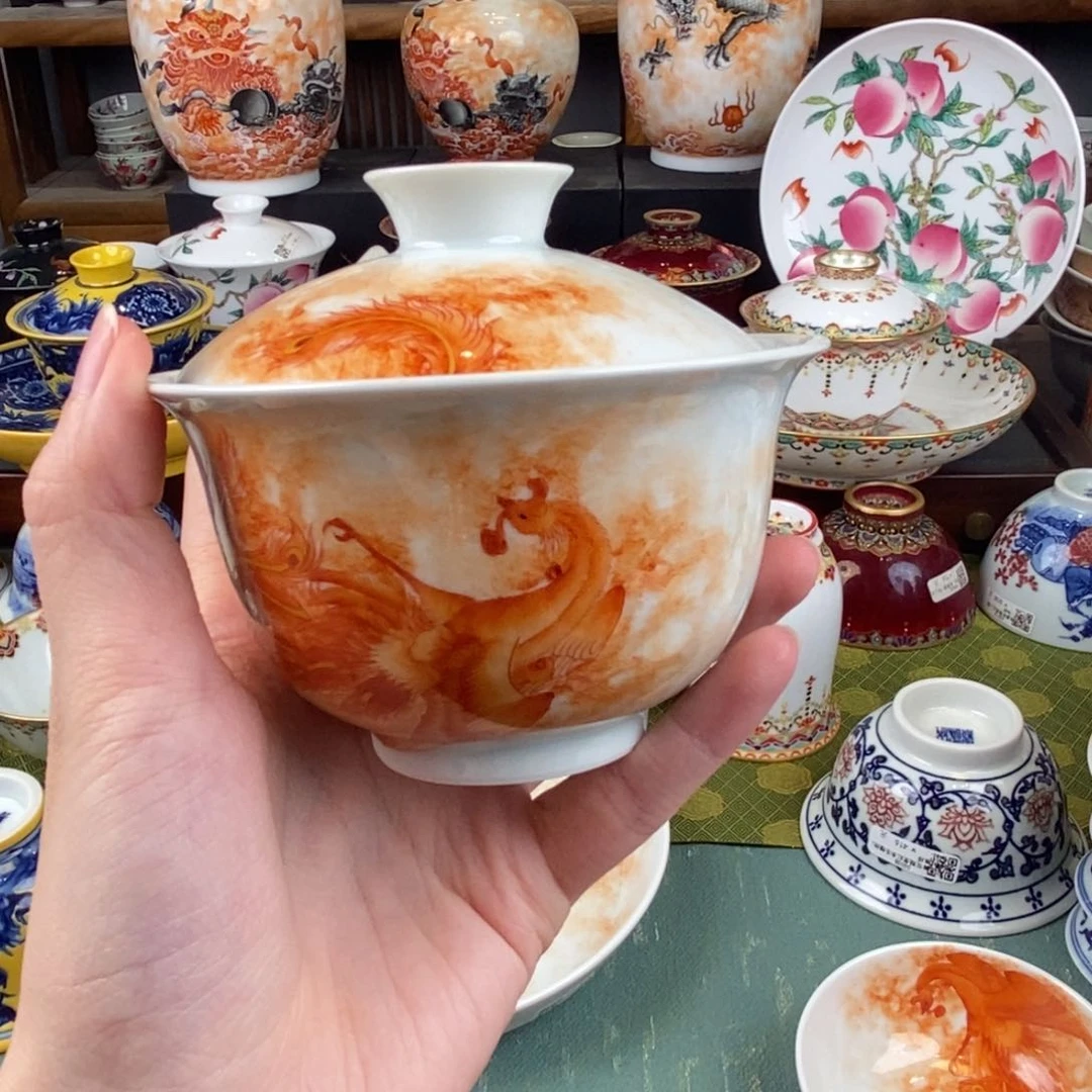 陶瓷的设计师是一个人