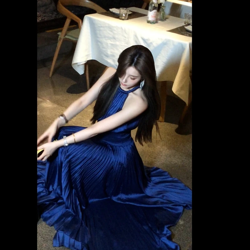 大璐●【蓝眼泪】连衣裙DLC5LYQ1855无袖挂脖重工千褶蓝色连衣裙