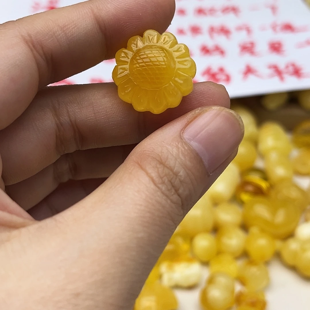 蜜蜡未镶嵌裸石天然