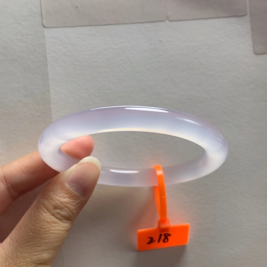 玛瑙/玉髓手镯未镶嵌58