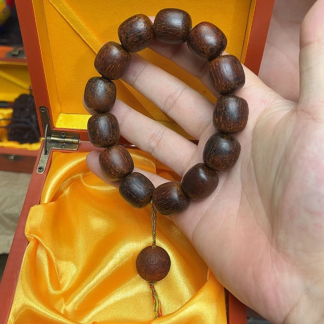 大叶紫檀（黑酸枝木类）