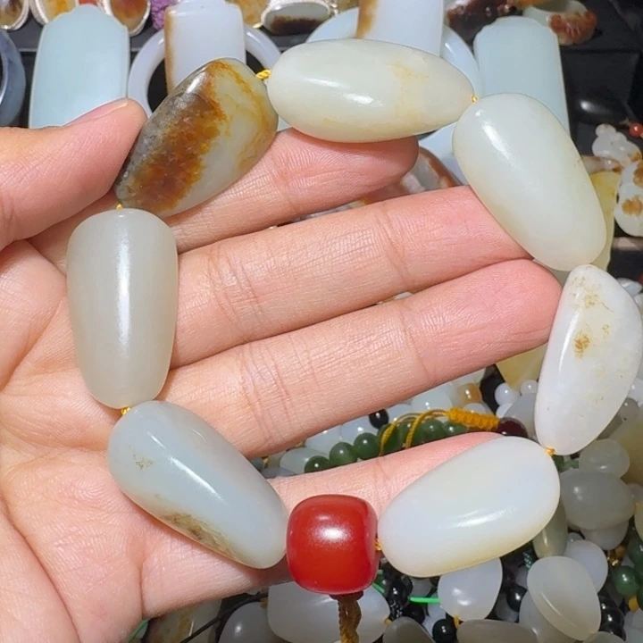 和田玉未镶嵌手链