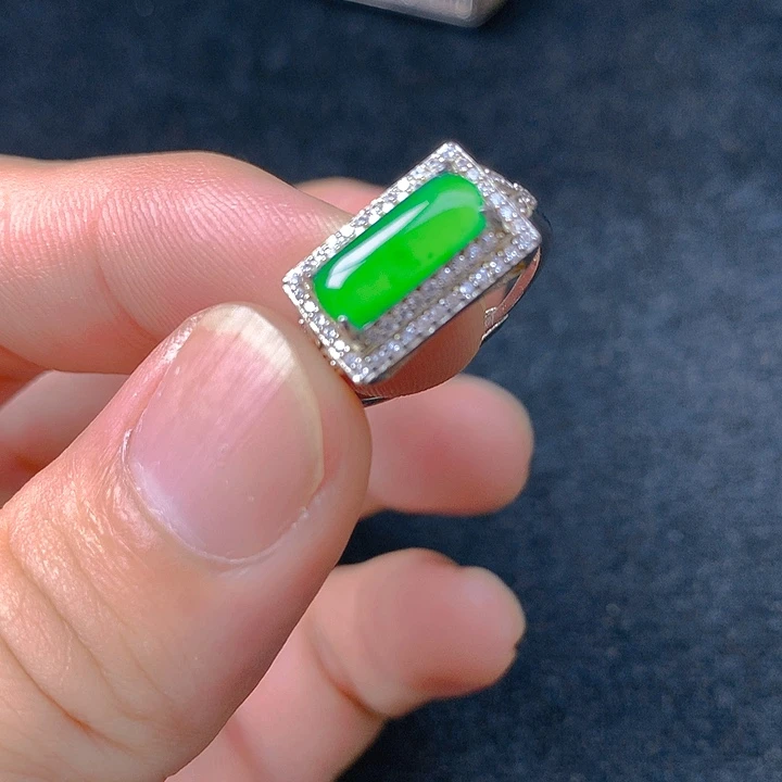 翡翠银S925镶嵌颈饰