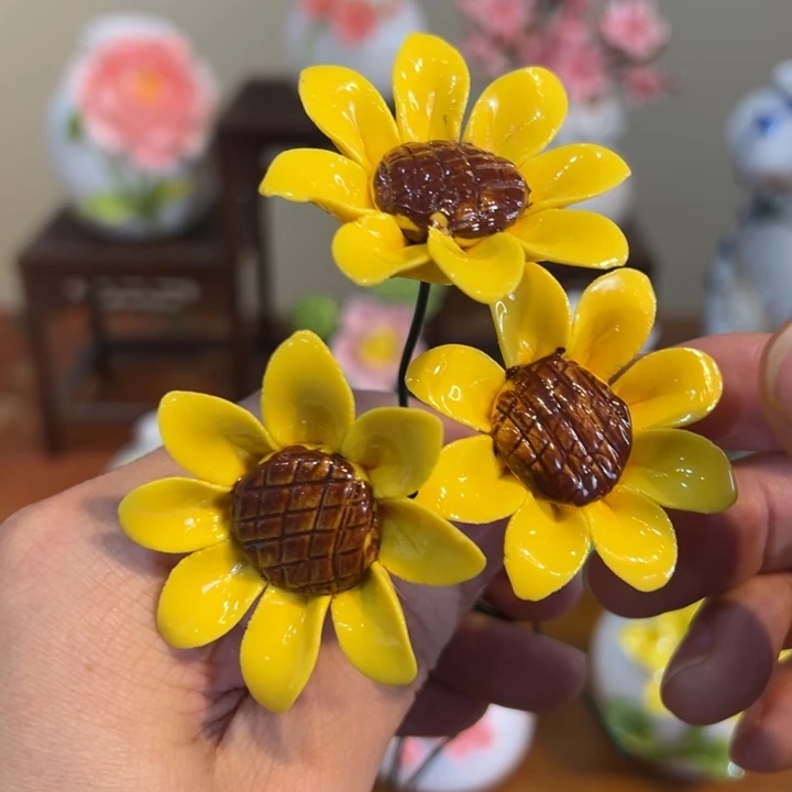 手工精致陶瓷摆件