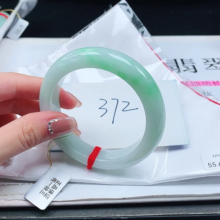 翡翠手镯未镶嵌缅甸天然a货手镯55+