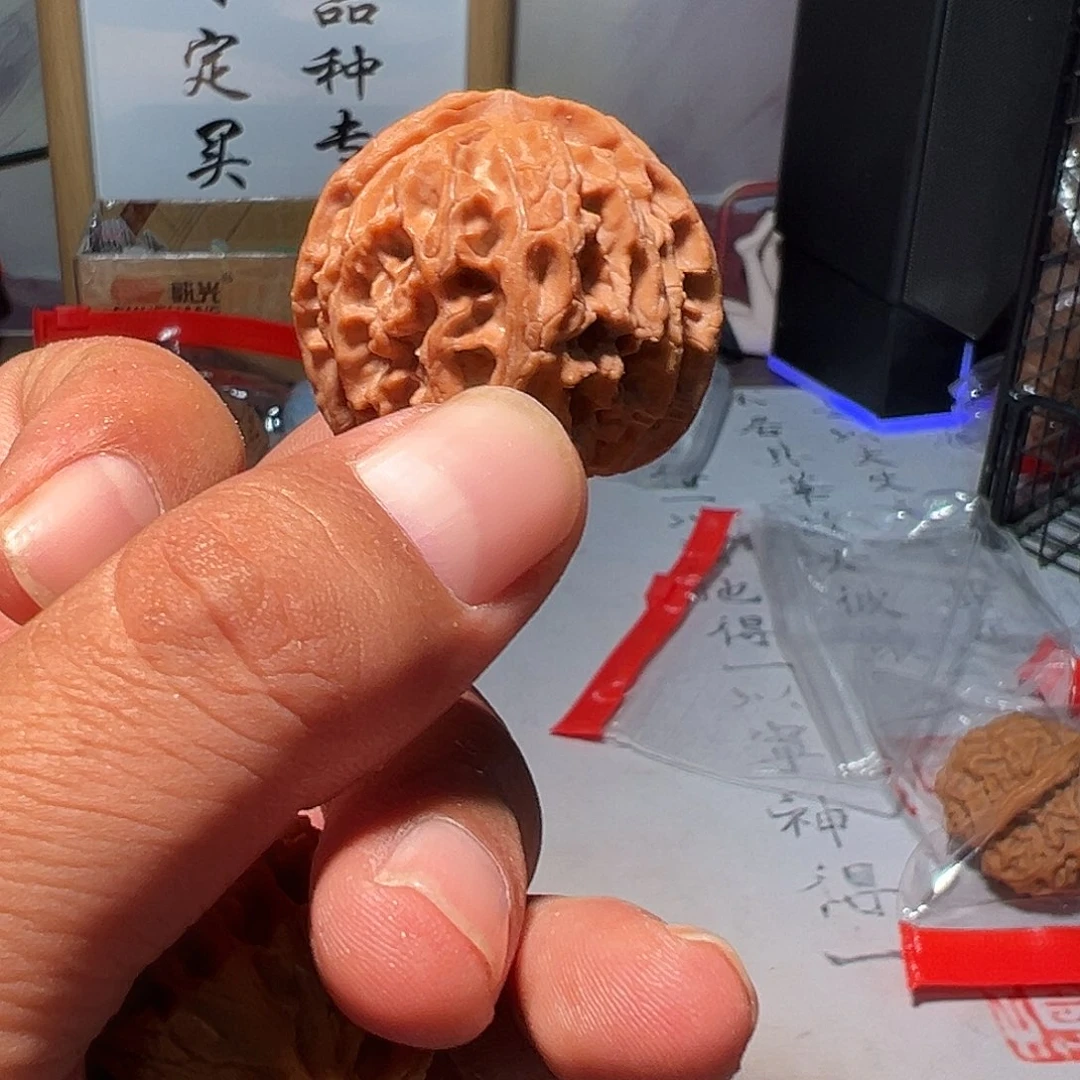 文玩核桃，粉皮苹果