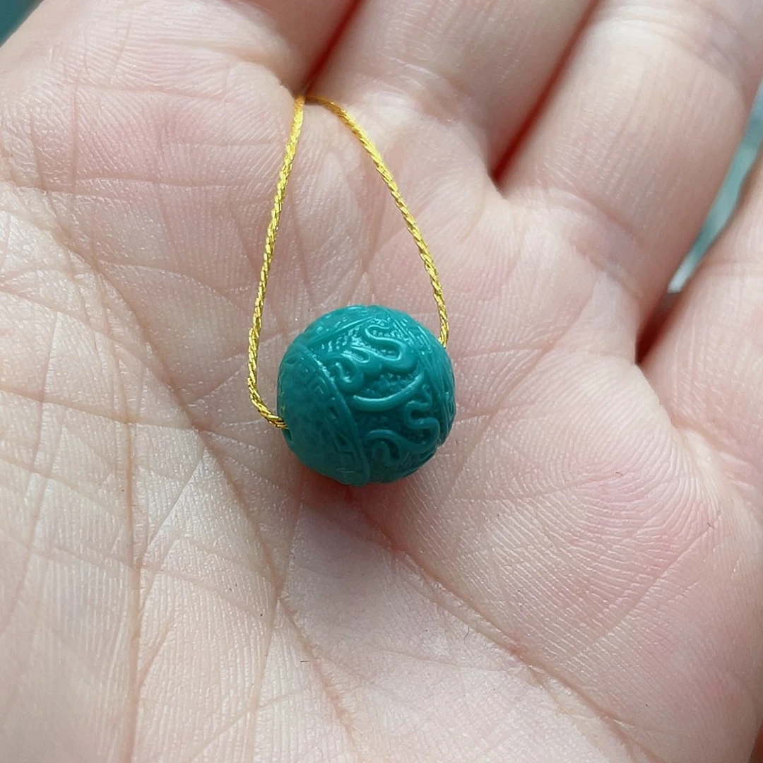 绿松石未镶嵌颈饰