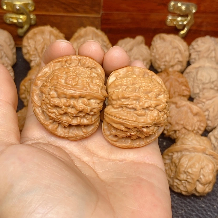【闪购商品】吊坠文玩核桃！*匪白狮子42