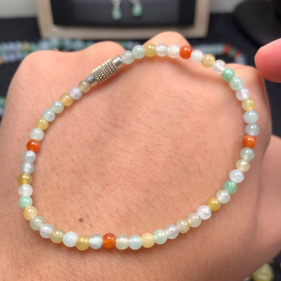 颈饰未镶嵌翡翠天然