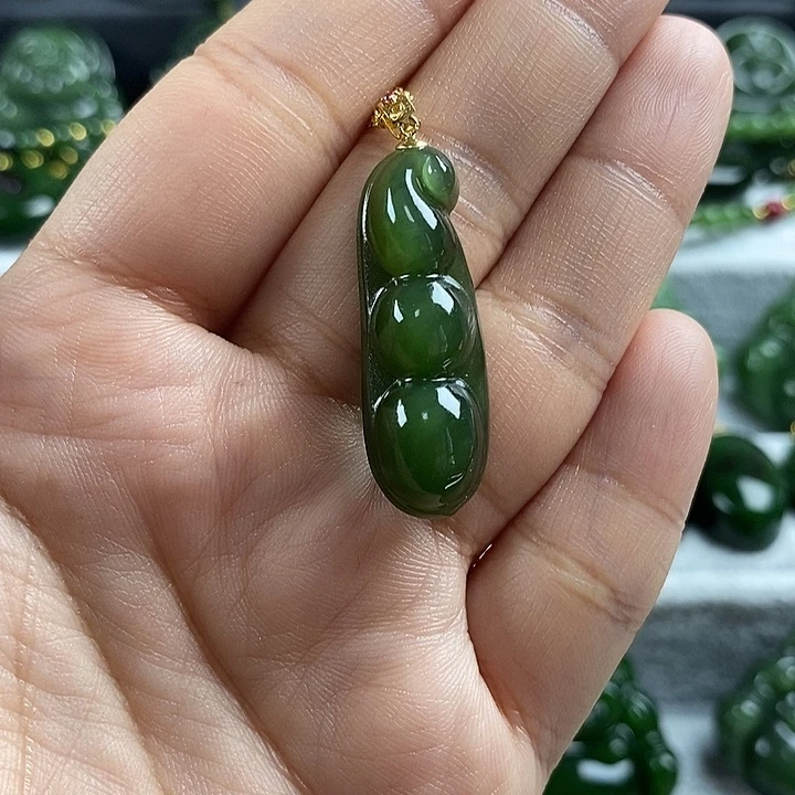 和田玉（碧玉）未镶嵌颈饰33