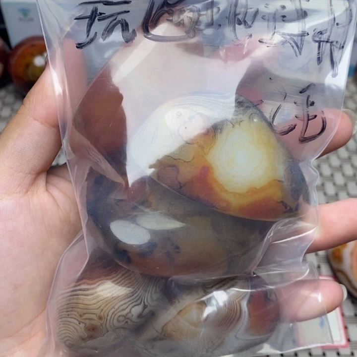 玩***村未镶嵌原石玛瑙/玉髓