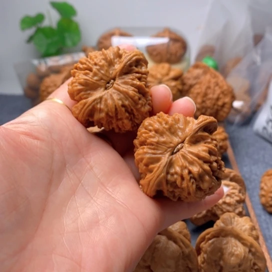 文玩核桃吊坠全品45南疆石