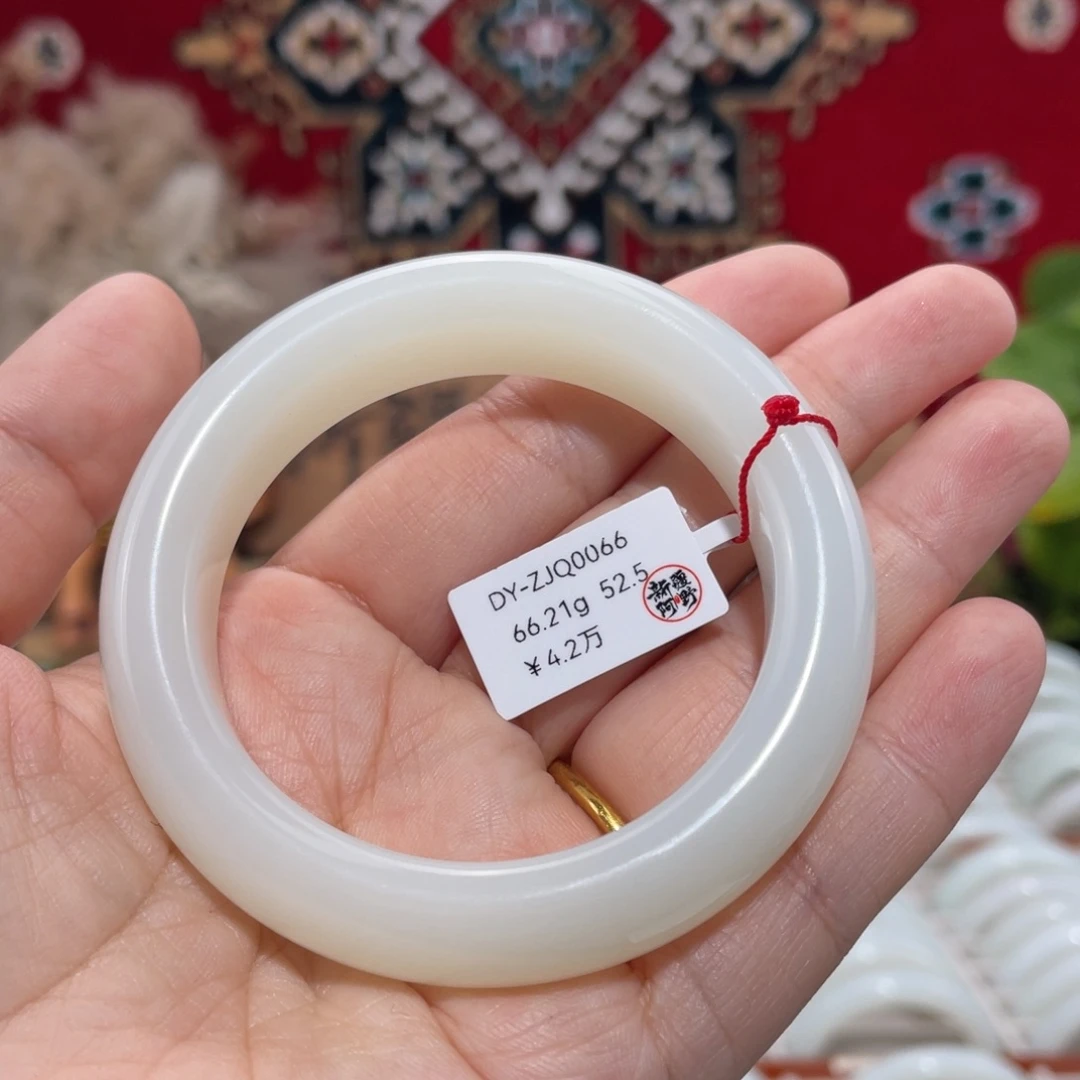 未镶嵌手镯和田玉羊脂白玉暖调正圈52.5#天然和田玉手镯
