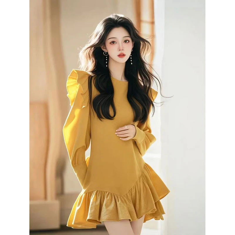 韩版飞飞袖小众超好看连衣裙女春季新款不规则裙摆减龄气质长裙子