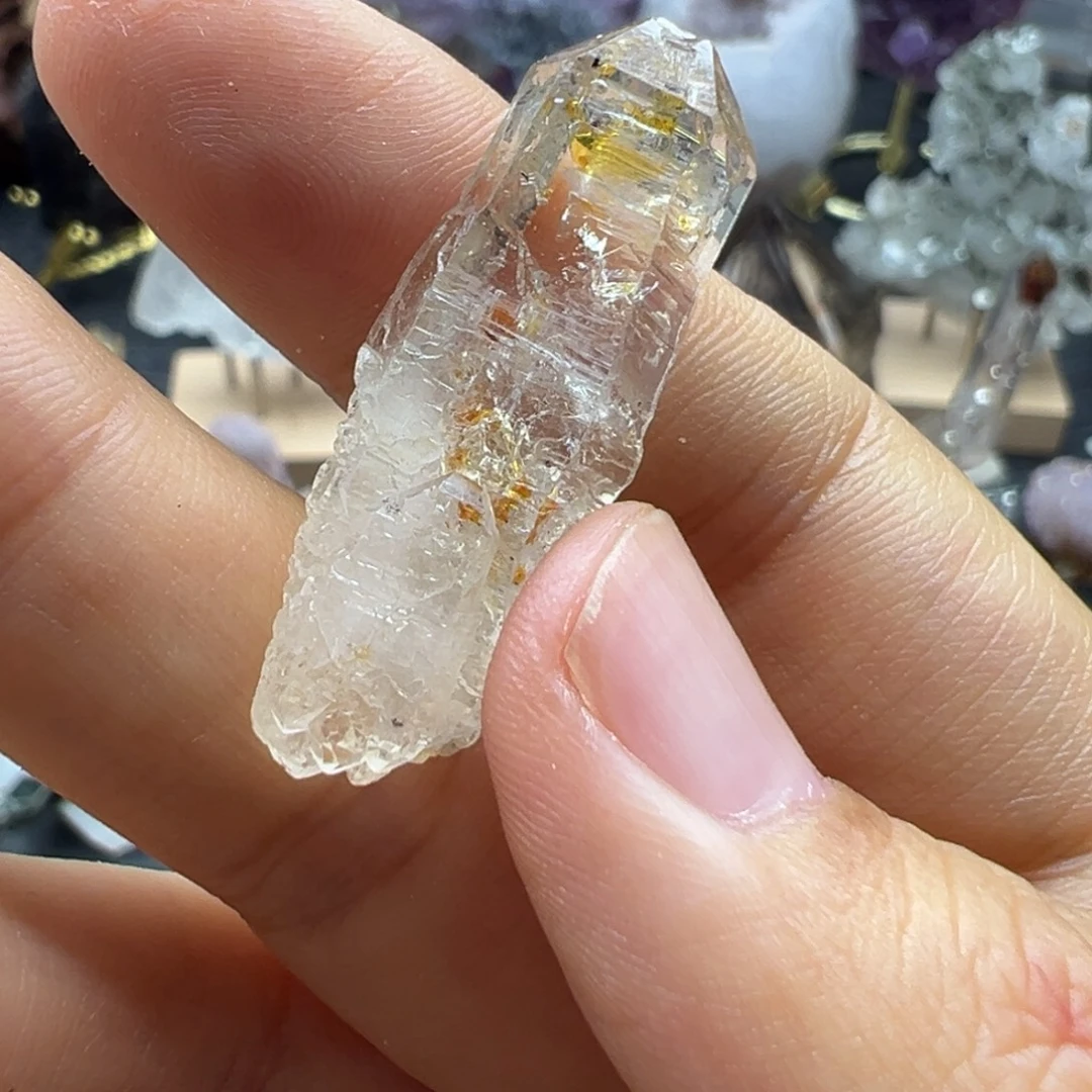 ****n石材红泥满油骸骨