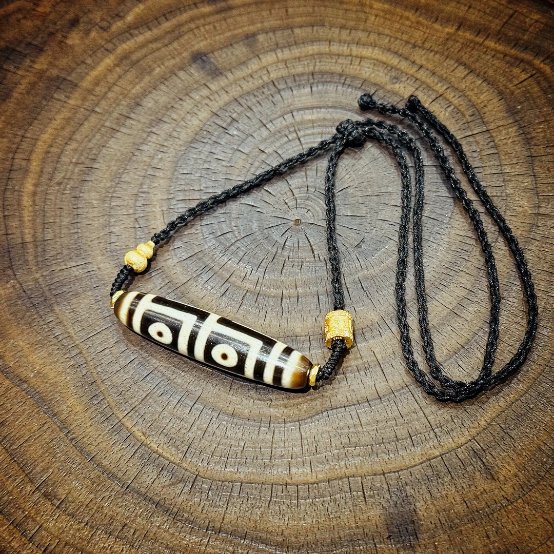 伽·元｜地门四眼-巴西老料横版玛瑙锁骨链多样性发其一