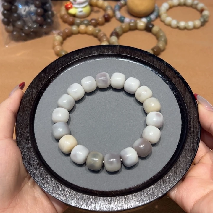 吊坠菩提根/象牙果紫韵，微瑕