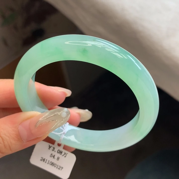 翡翠手镯未镶嵌54.8甜阳绿正圈