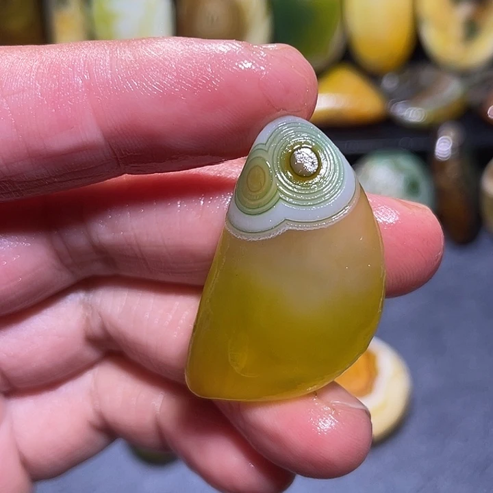 未镶嵌玛瑙/玉髓珠宝奇石