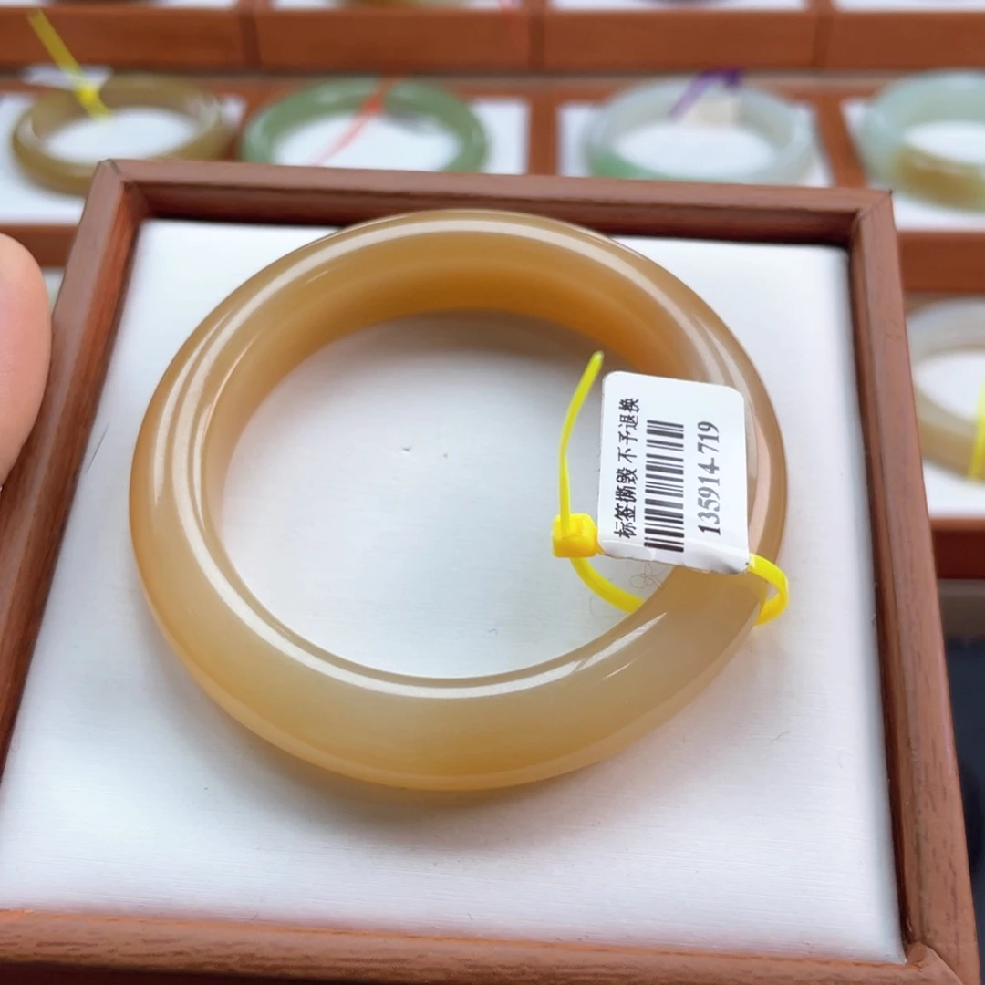 【闪购商品】未镶嵌手镯和田玉链接40。 51/52