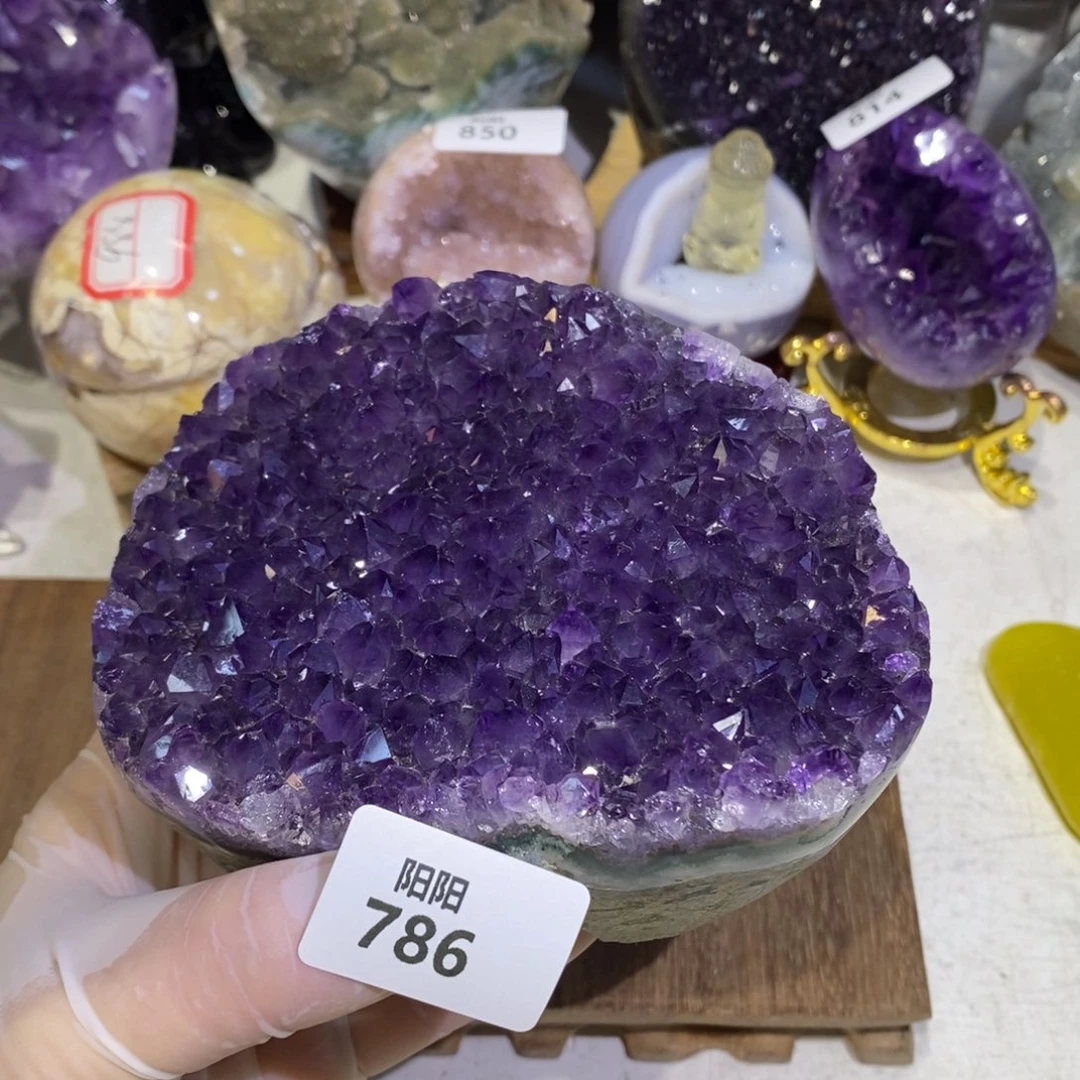 水晶未镶嵌大型摆件（非配饰）