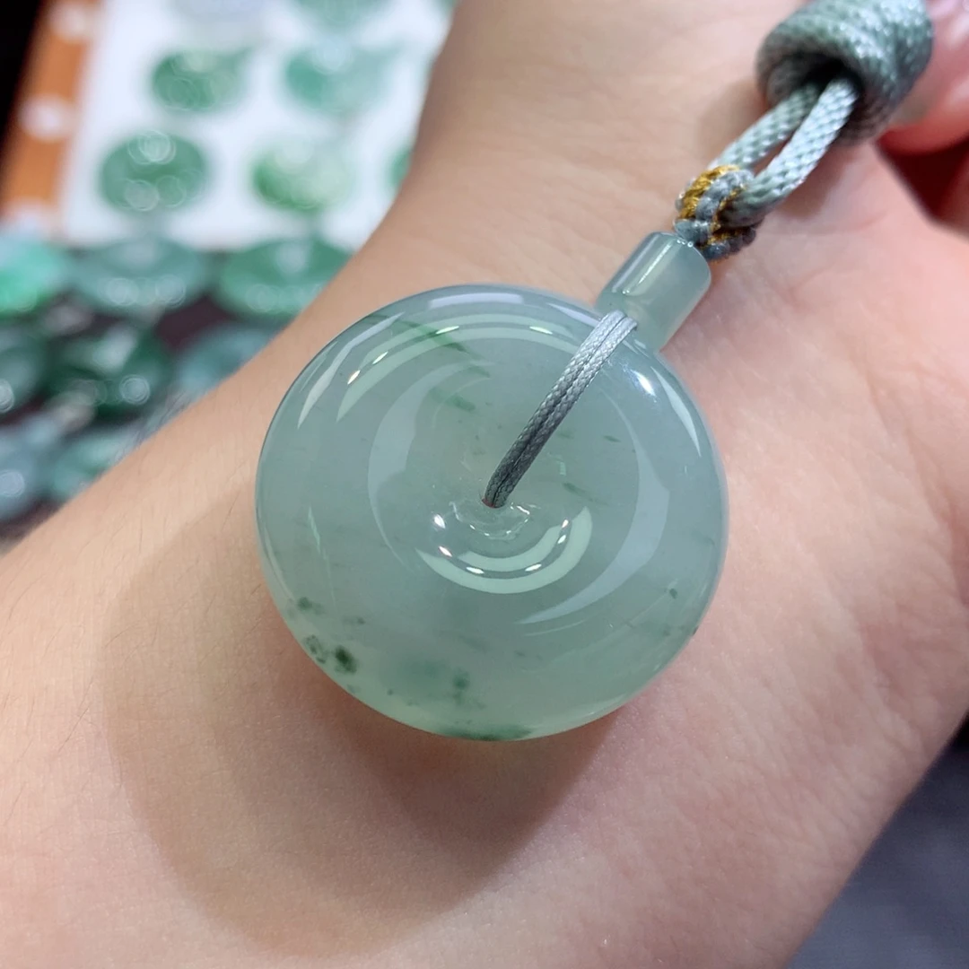 颈饰未镶嵌翡翠8