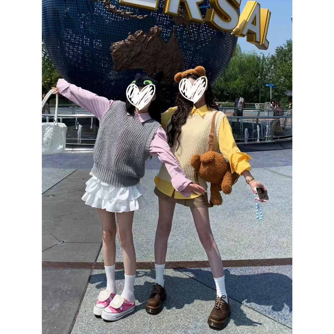 大码女装早秋新款时尚套装学院风韩版针织马甲衬衫两件套