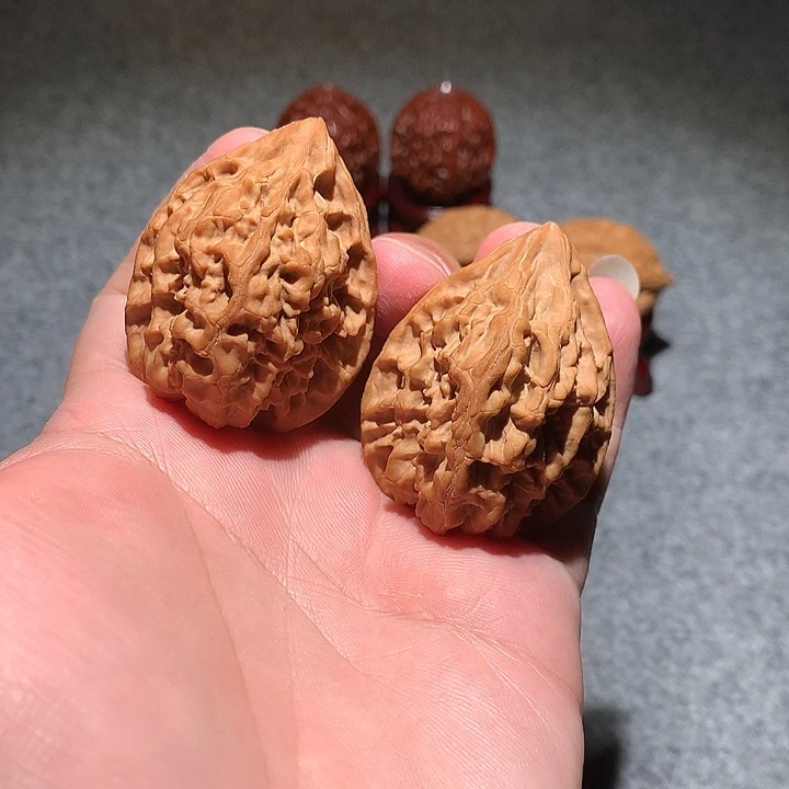 河***鲸把件文玩核桃十三鸡37