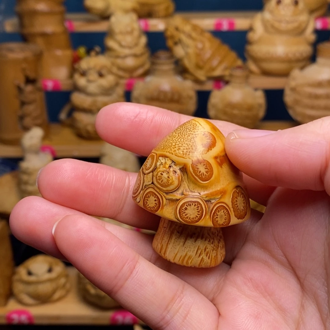 竹蘑菇竹雕精工制作