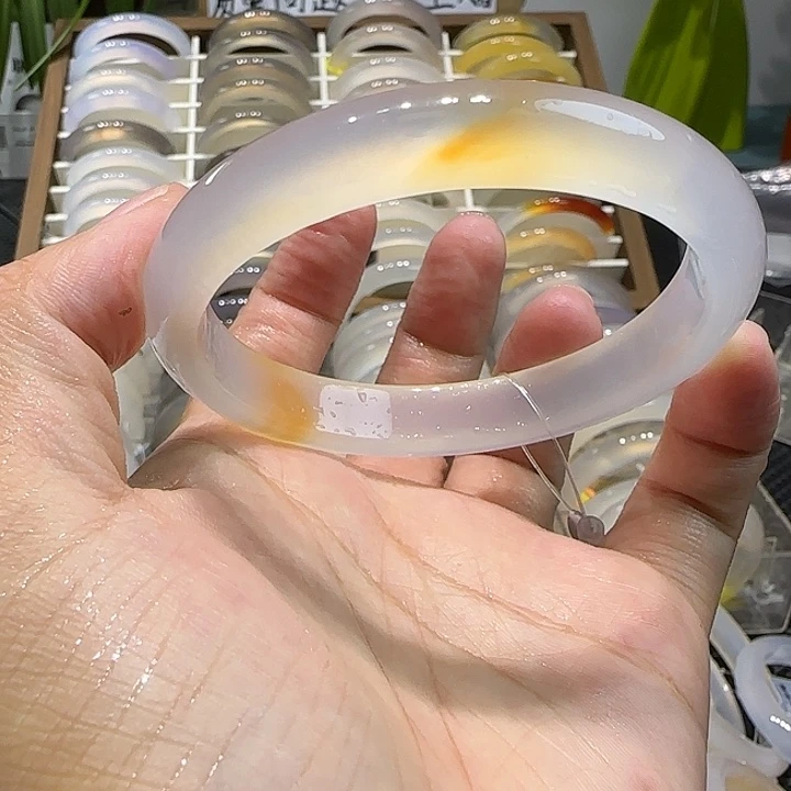 手镯玛瑙/玉髓未镶嵌59飘糖