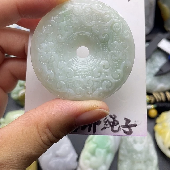 颈饰未镶嵌翡翠天然翡翠