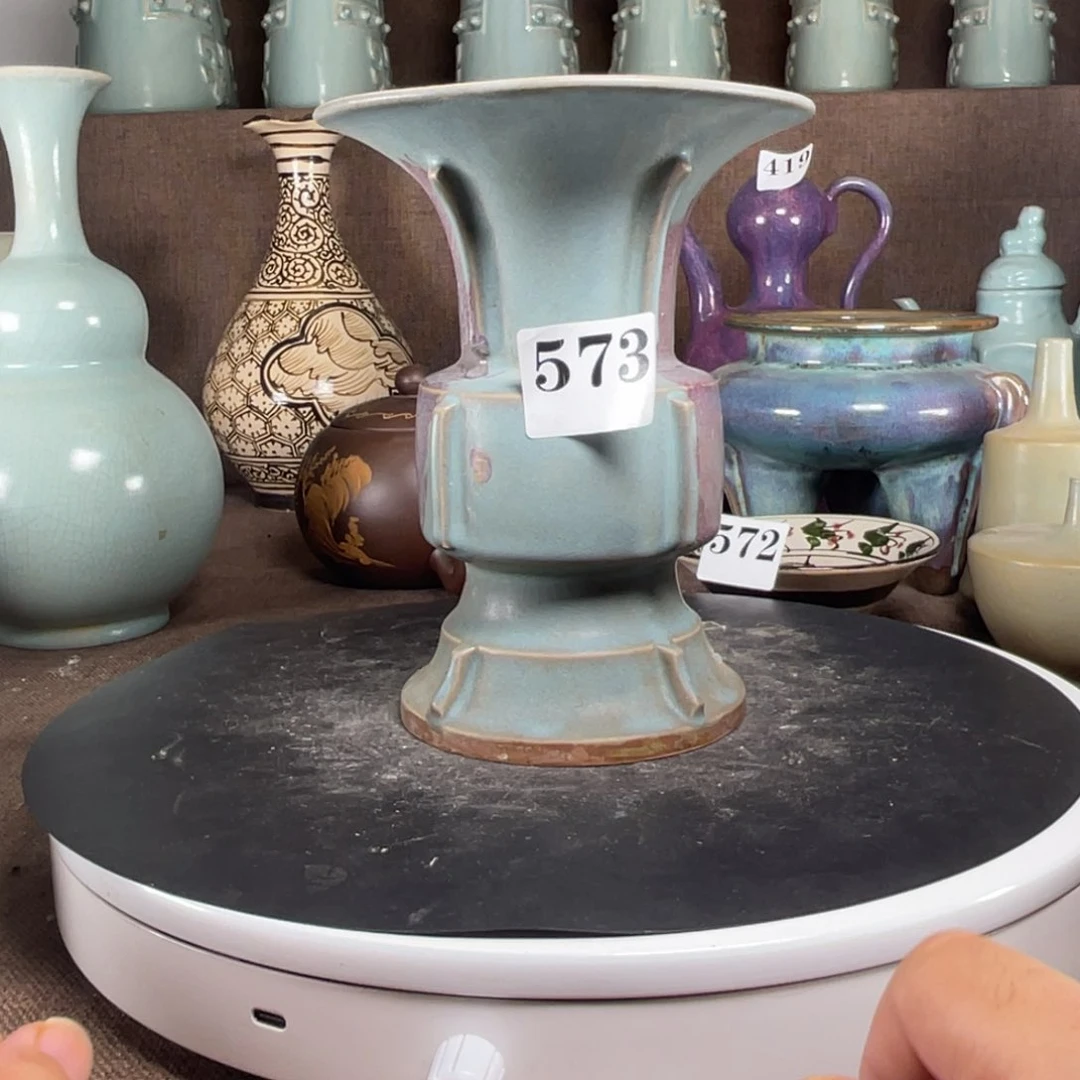 窑573钧窑出戟尊一个