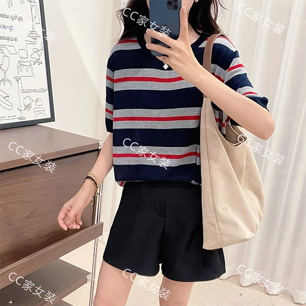 【编码001】藏青红灰条纹短袖圆领宽松百搭时尚洋气春夏短袖