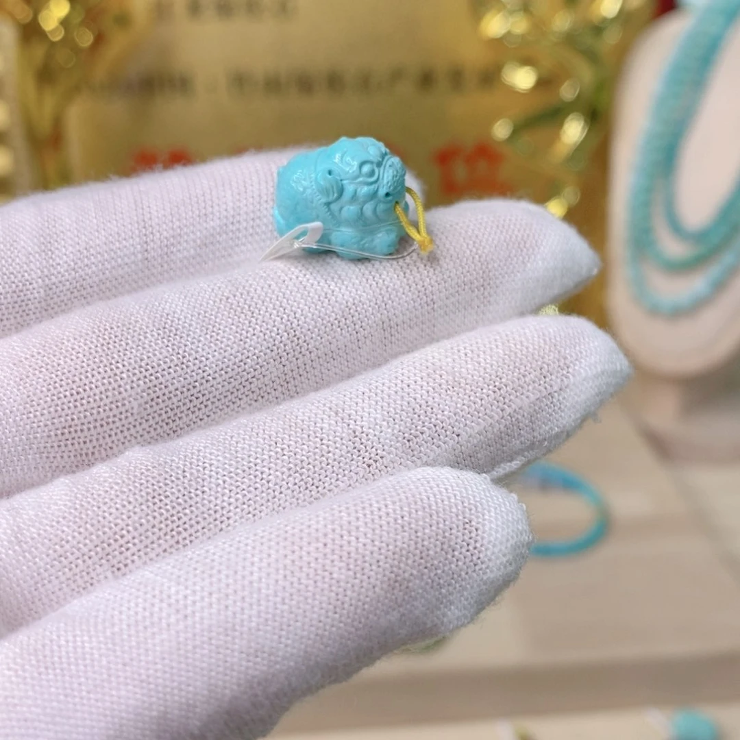 绿松石雕刻件未镶嵌