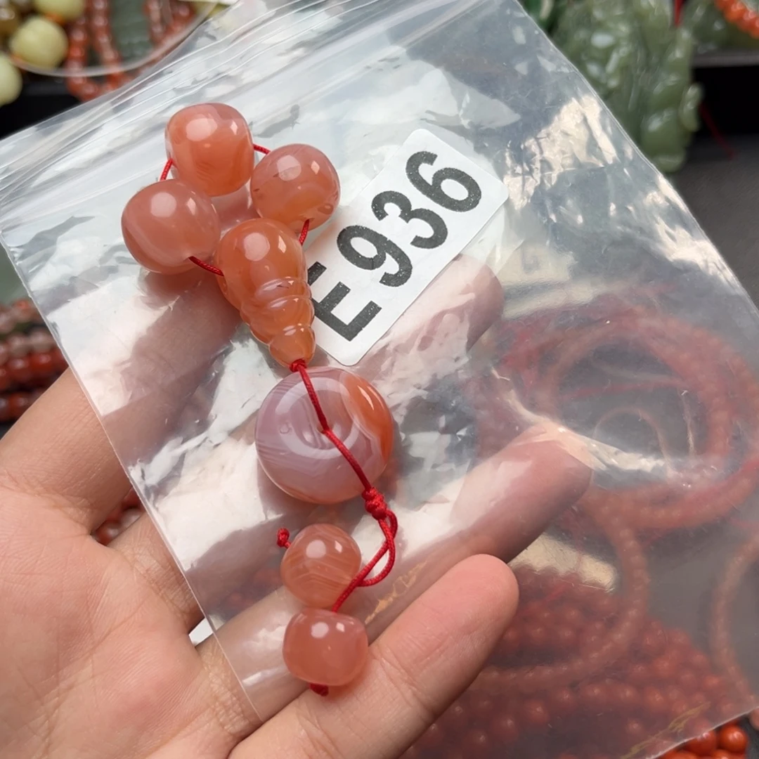 南红玛瑙未镶嵌珠宝奇石