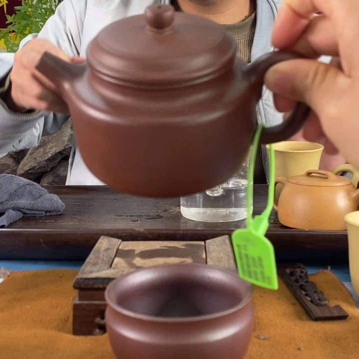 紫砂茶壶底槽清德钟230左右的容量