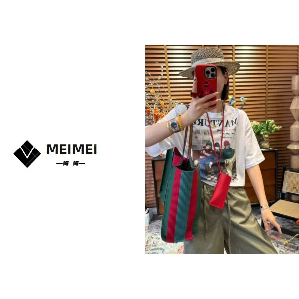 XMM.《闺蜜三人行》夏季时尚休闲百搭洋气潮流舒适款显瘦T恤-GZ9273