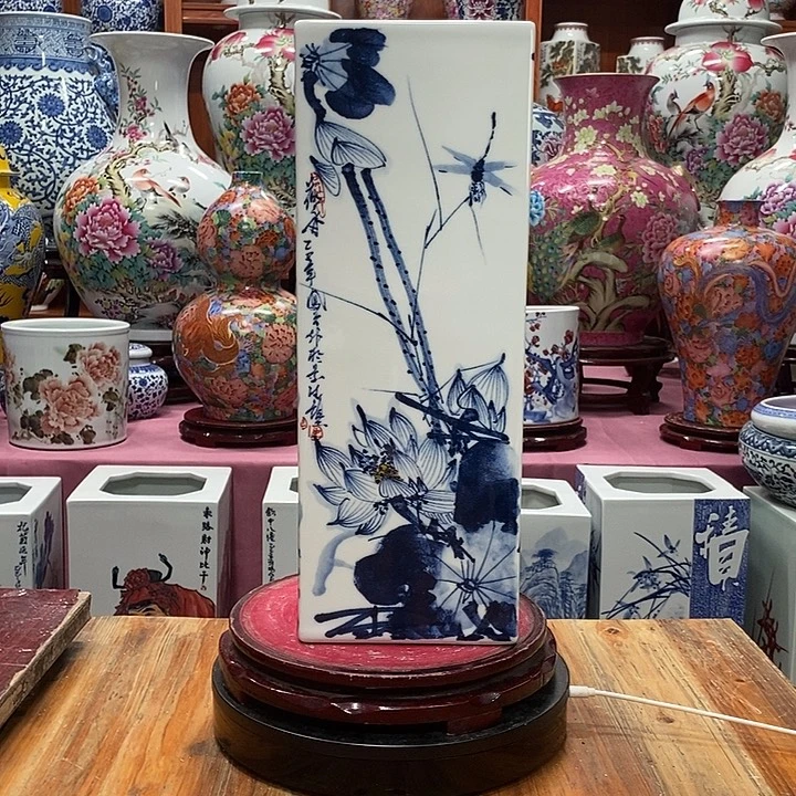 天***了景德镇陶瓷手工手绘花瓶摆件