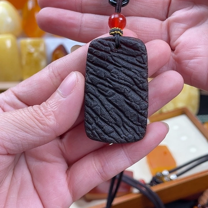 蜜蜡颈饰未镶嵌10.8克